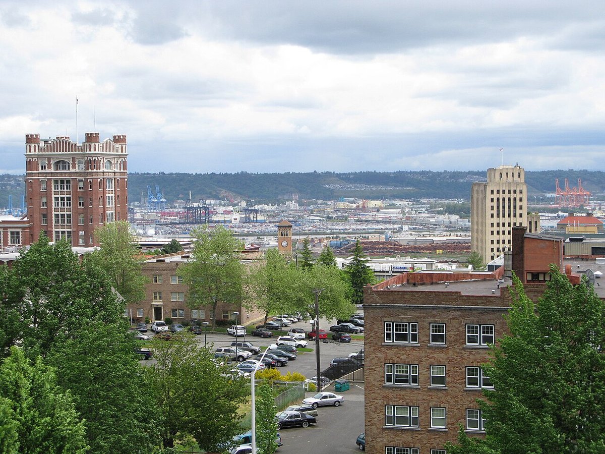 Hilltop, WA - File:View of Tacoma From Hilltop Neighborhood.jpg - Wikimedia Commons